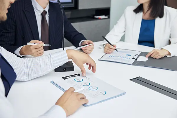 向客户介绍自己公司产品